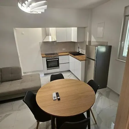 Bruna Apartment